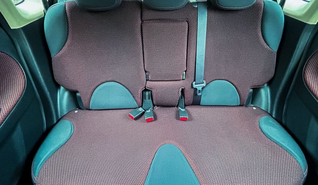 How to Solve Common Car Interior Problems Using Seat Covers & Floor Mats